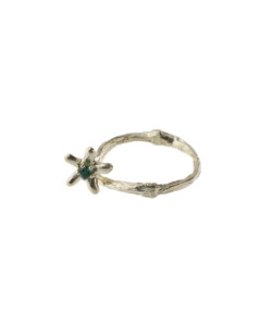 Produkt Ring blossom wood with green zircon, yellow